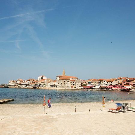 Downtown Beach Apartments Umag Exterior foto